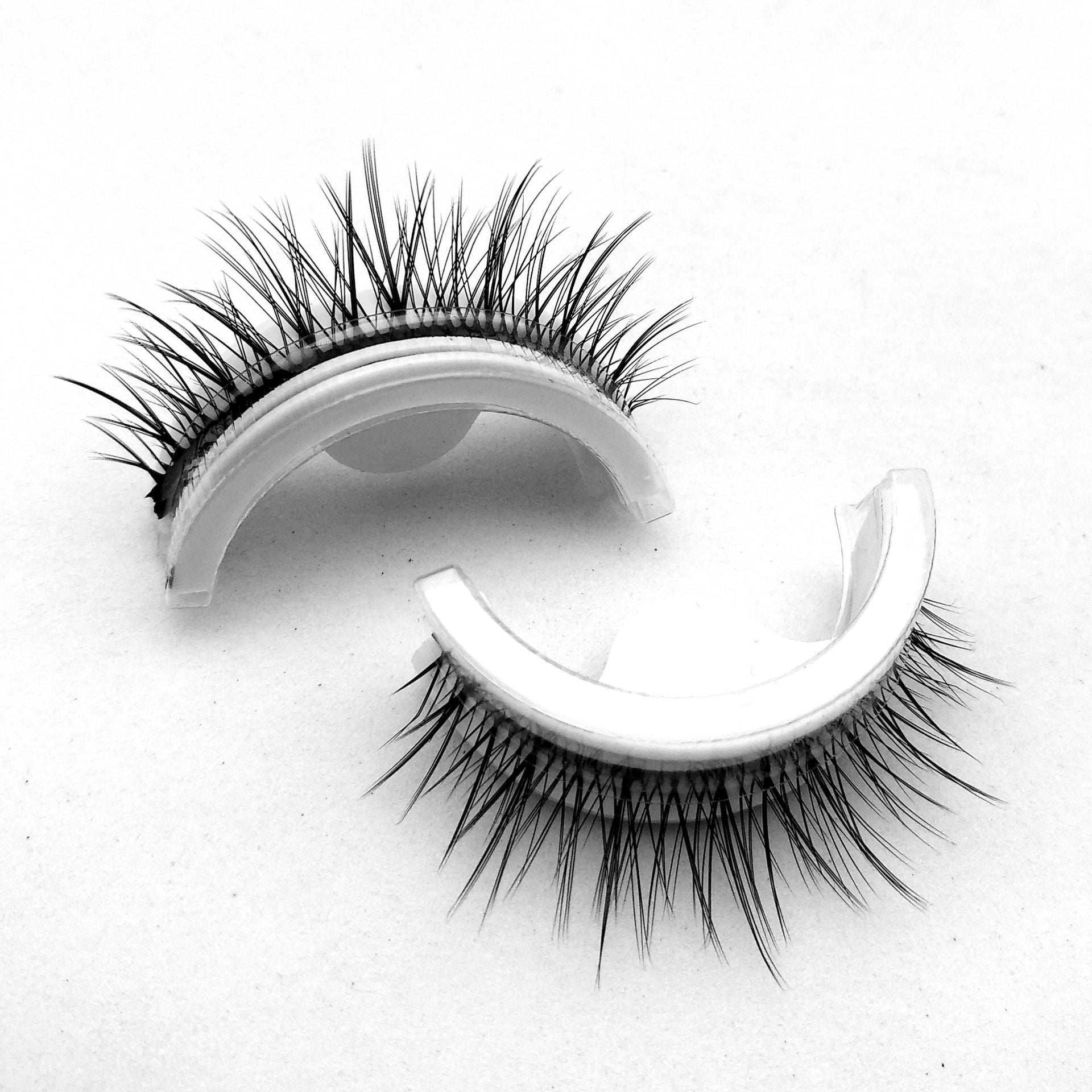 Glue-Free Self-adhesive False Eyelashes