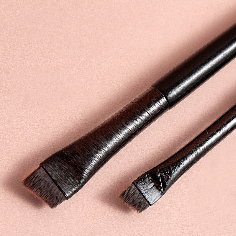 Blade Head Eyebrow Brush