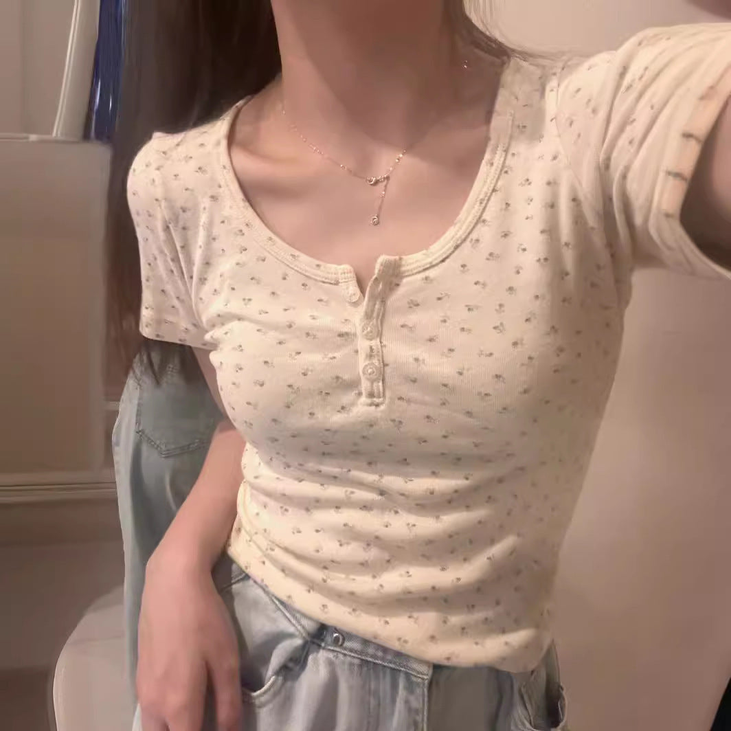 U-neck Floral Short Sleeved Top