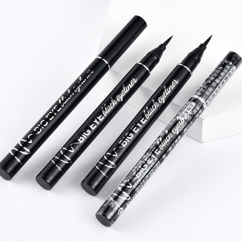 Quick Drying Eyeliner
